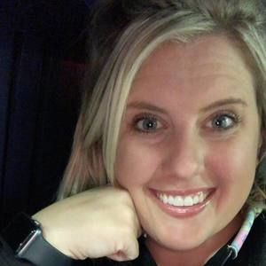 Meet your Posher, Kelli